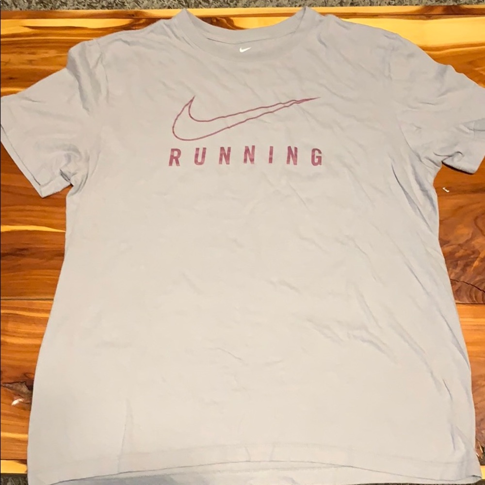 Mens Nike T-shirt